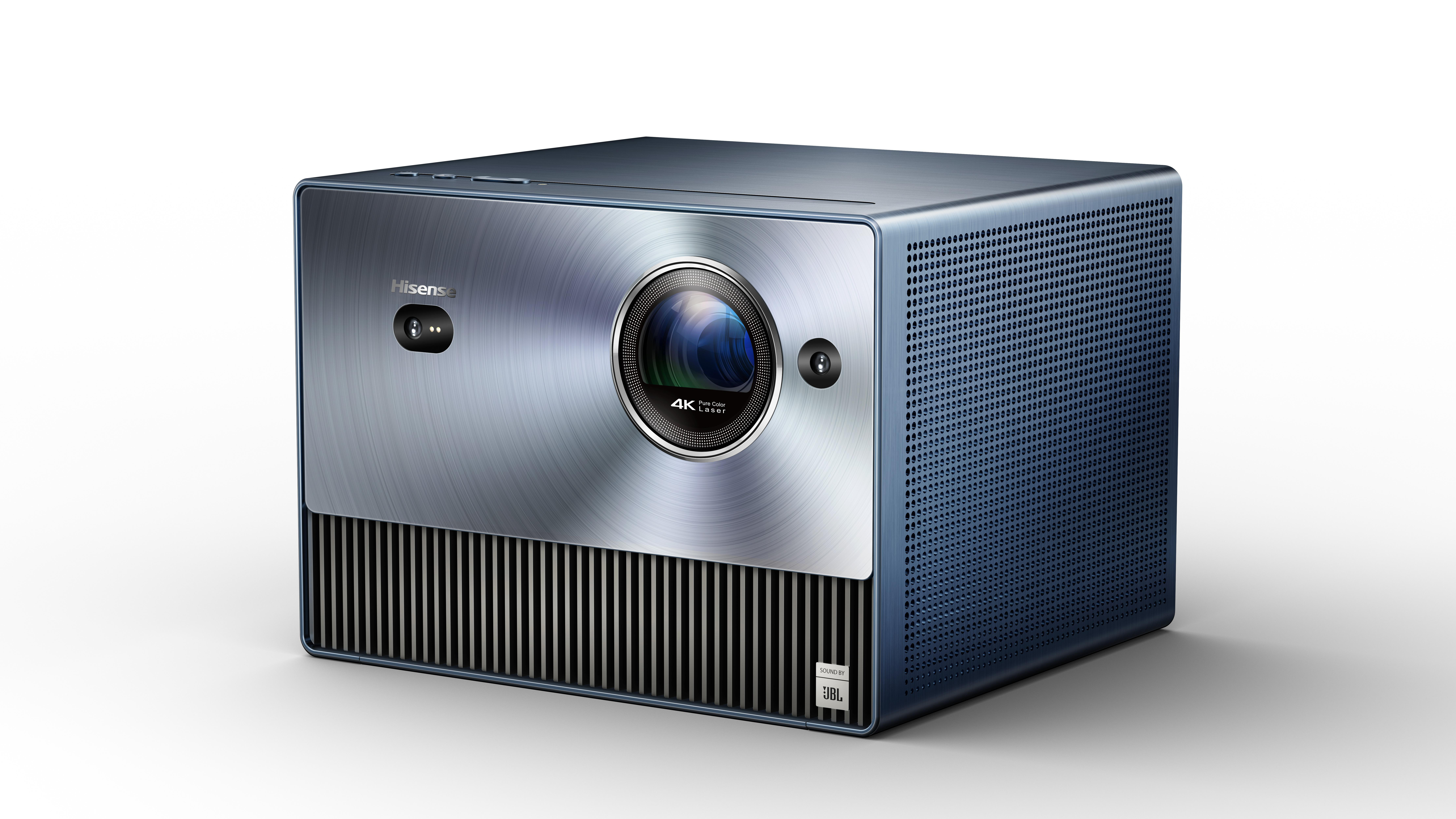 Blauer und silberner Hisense Projektor mit prominentem Objektiv und JBL-Branding.