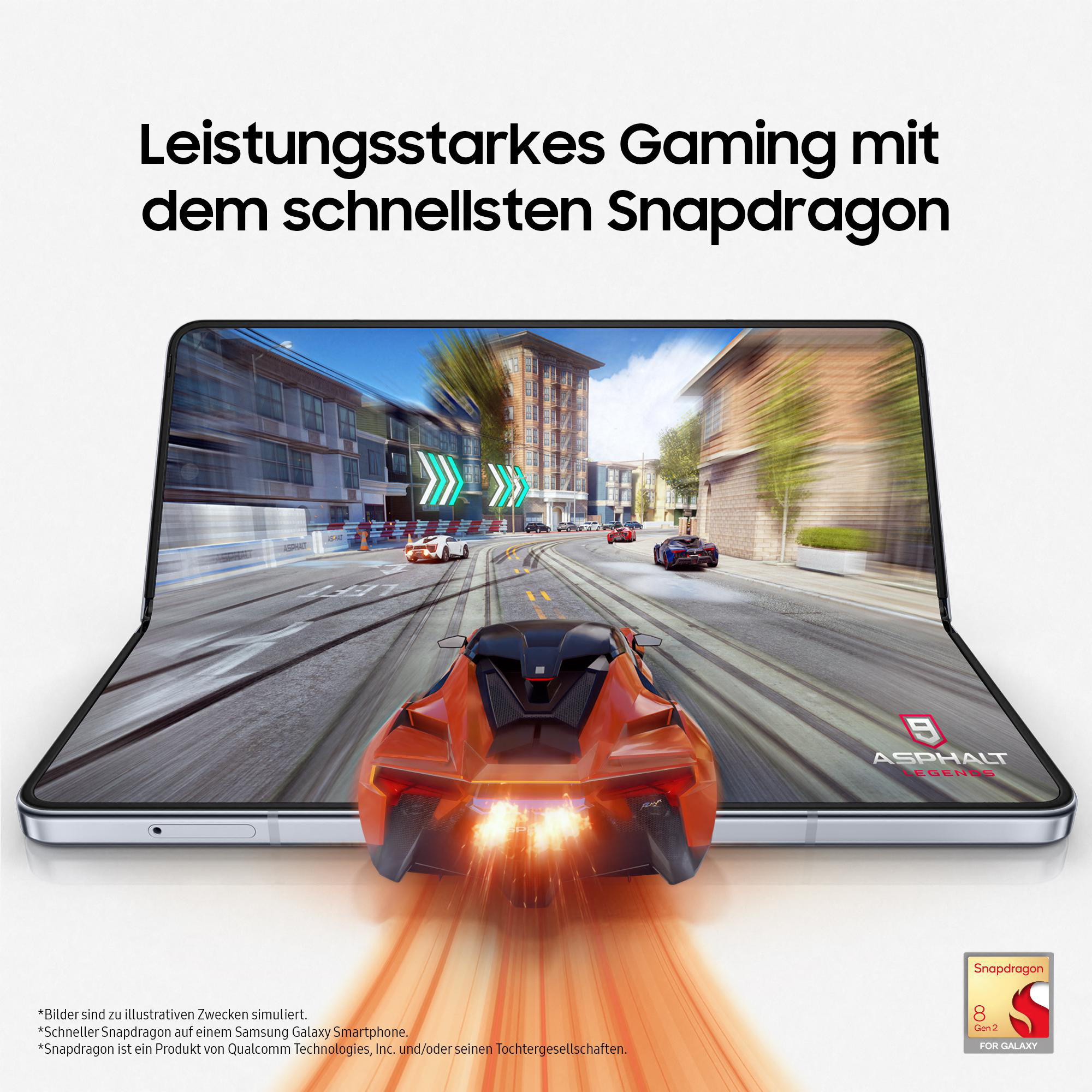 Oranges Rennauto im Spiel auf dem Telefonbildschirm. Autos rasen auf der Strecke, Snapdragon-Logo.