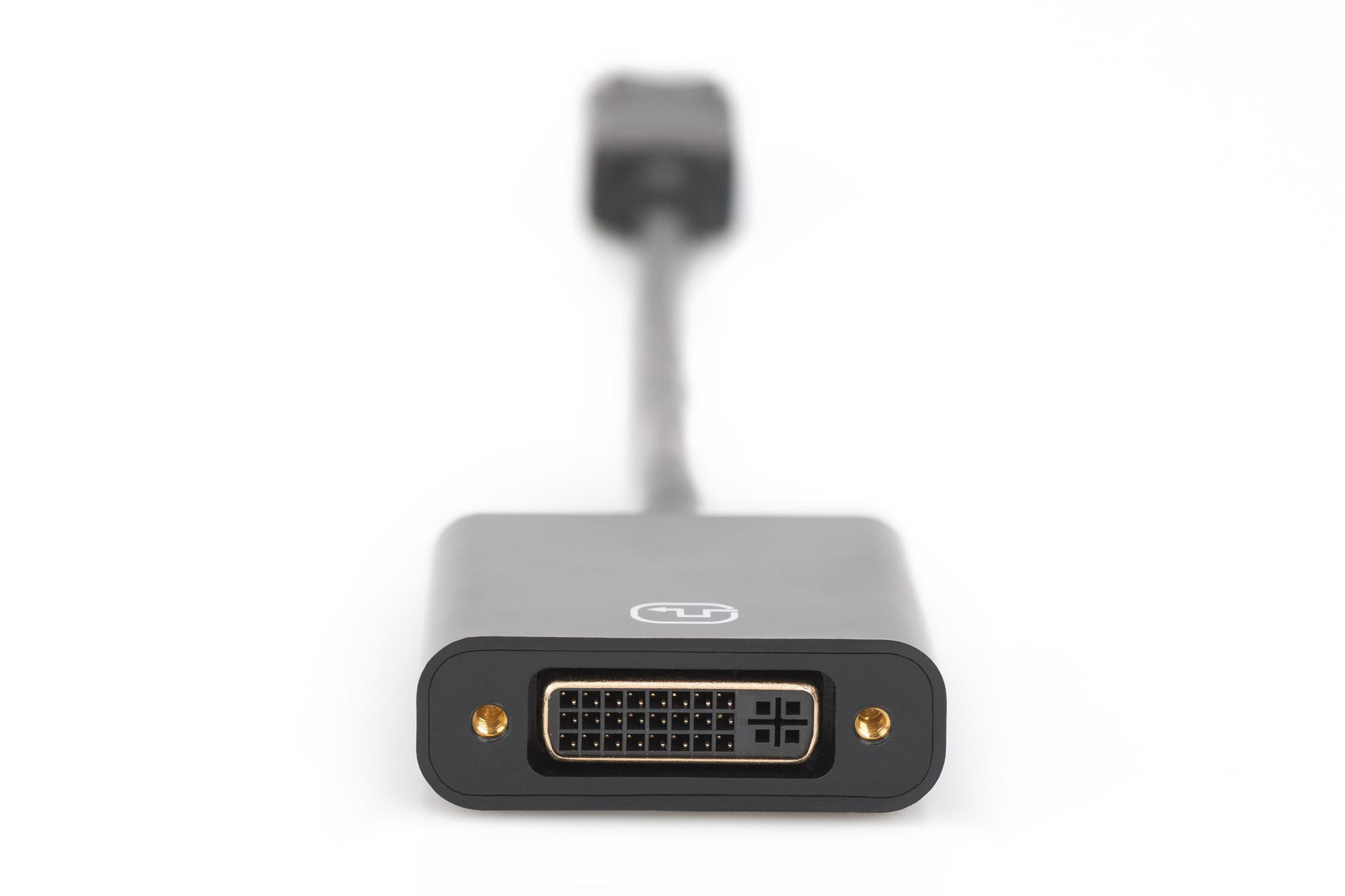 Schwarzes DVI-zu-HDMI-Adapterkabel, Steckerende im Fokus, weißer Hintergrund.