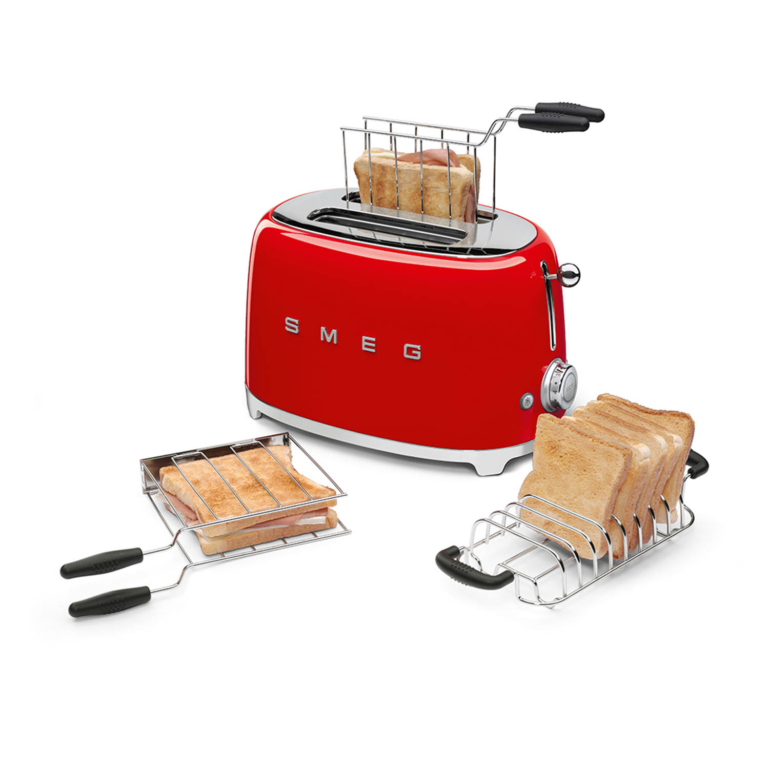 Tostapane SMEG rosso con toast e accessori.