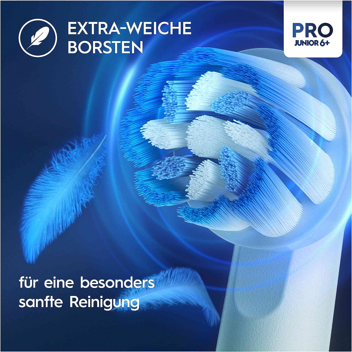 Gros plan sur une tête de brosse à dents électrique avec des poils bleus et blancs et une plume.
