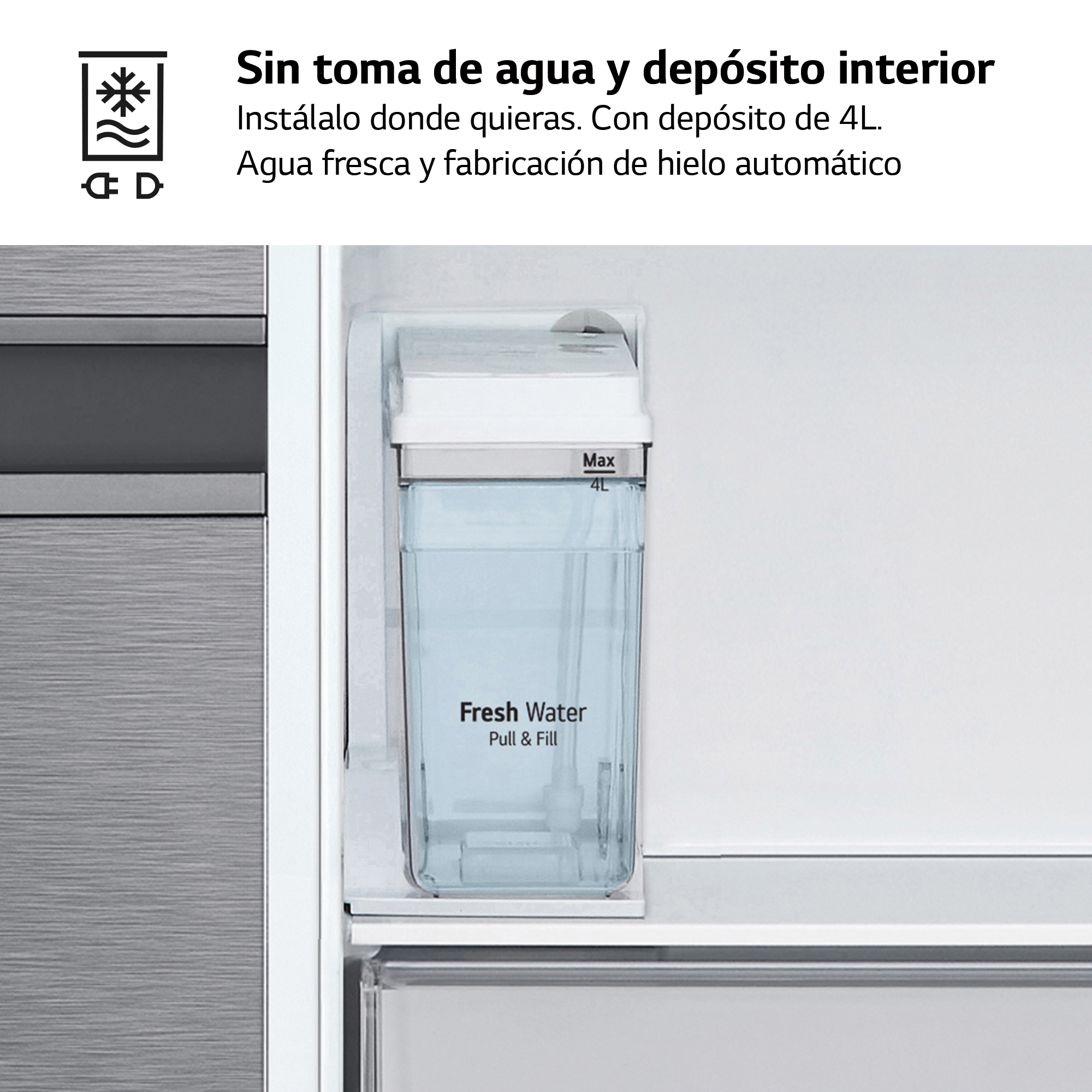 Tanque de agua transparente dentro de un refrigerador. Etiquetado como 'Fresh Water Pull & Fill' con una línea máx. de 4L.
