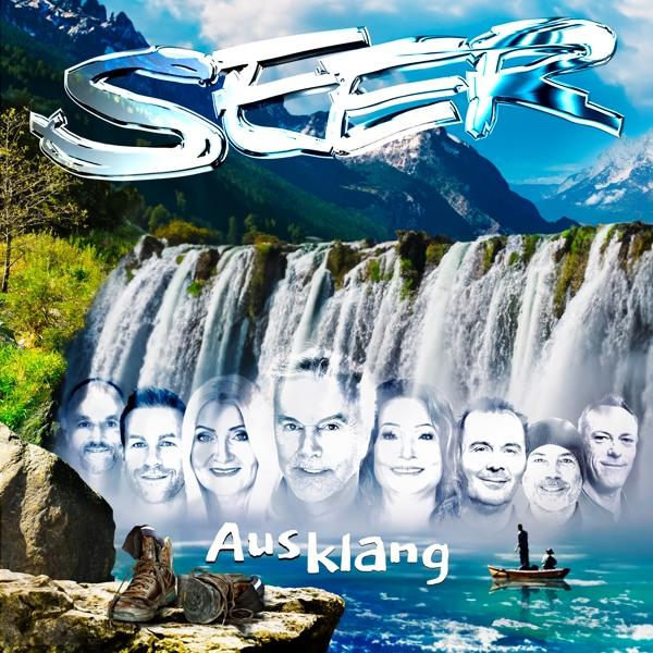 Albumcover mit Wasserfall, Personen und Logo. Zeigt ein Boot mit zwei Figuren und dem Wort 'Ausklang'.