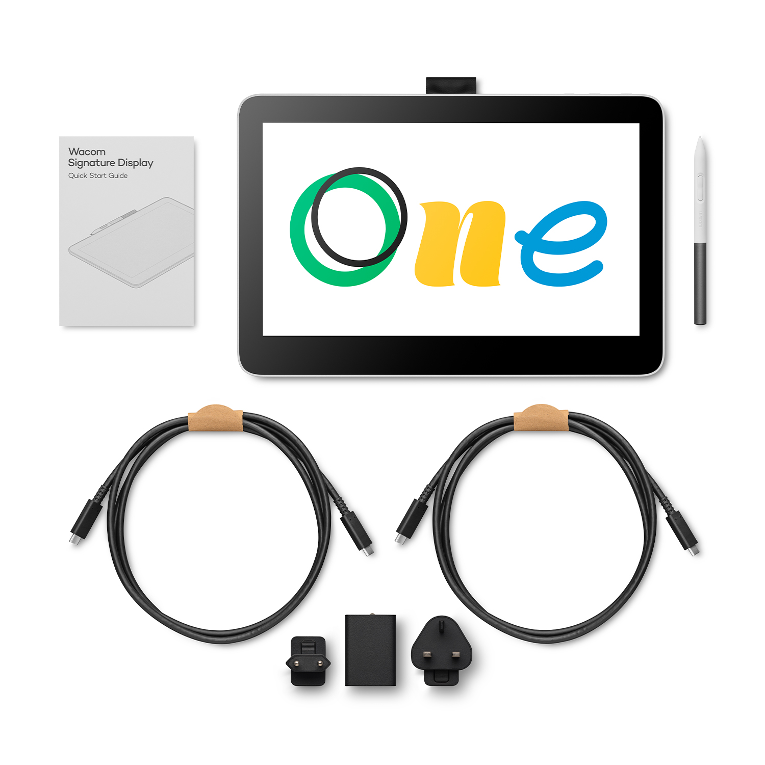 Tablet con accessori: penna digitale, cavi, adattatore di alimentazione e una guida rapida.
