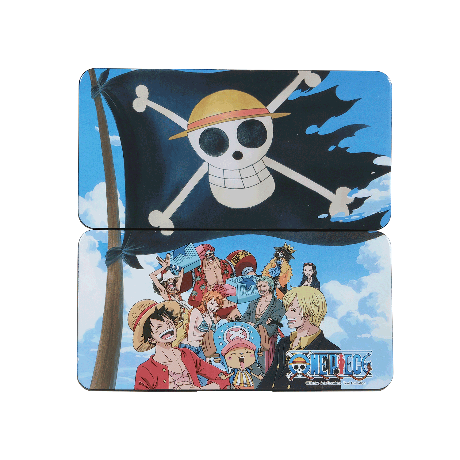 Dos alfombrillas de ratón One Piece con imágenes coloridas de los personajes y un fondo de bandera pirata.