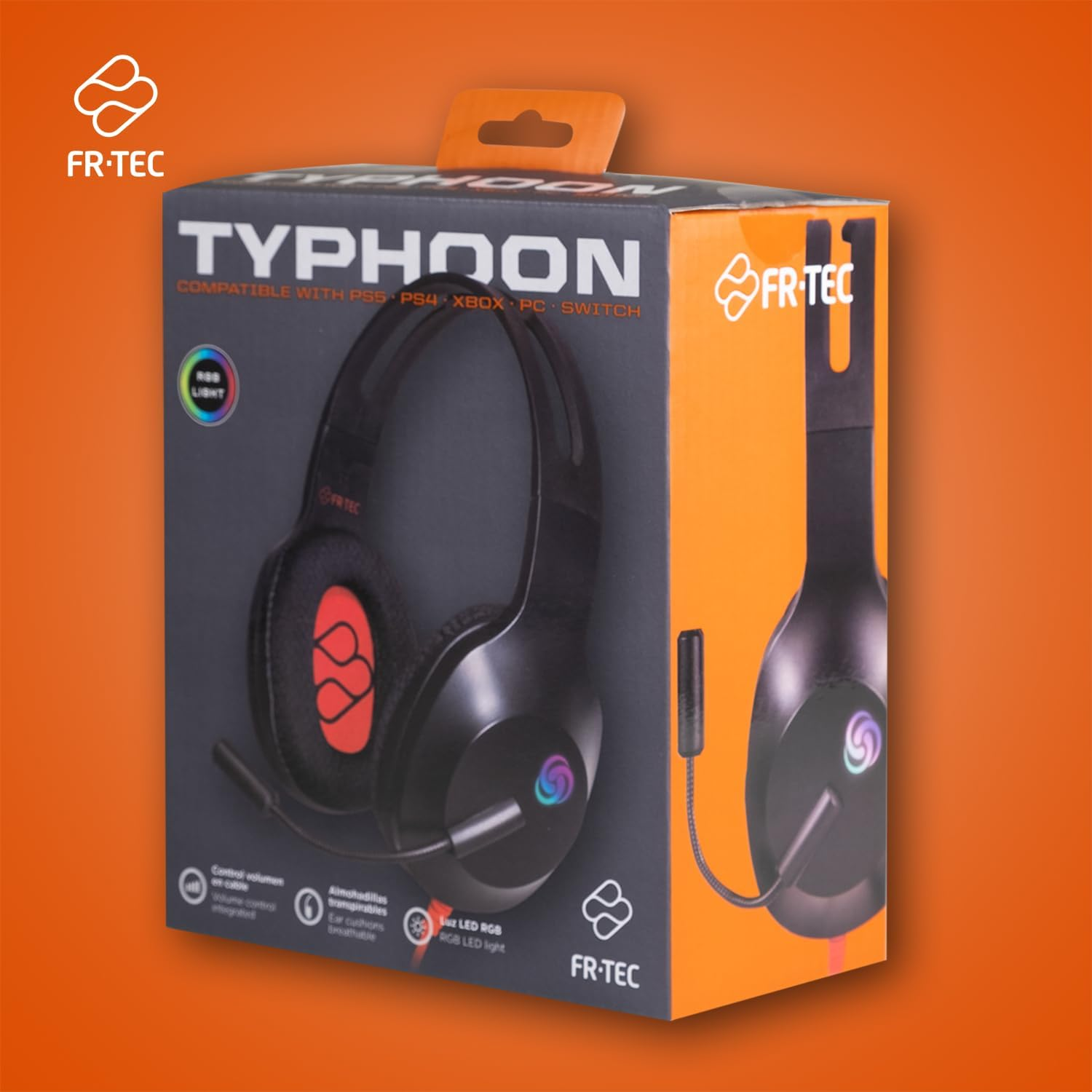 Una caja de auriculares para juegos con auriculares negros, la marca es FR-TEC. La caja dice "TYPHOON" y "RGB LIGHT".