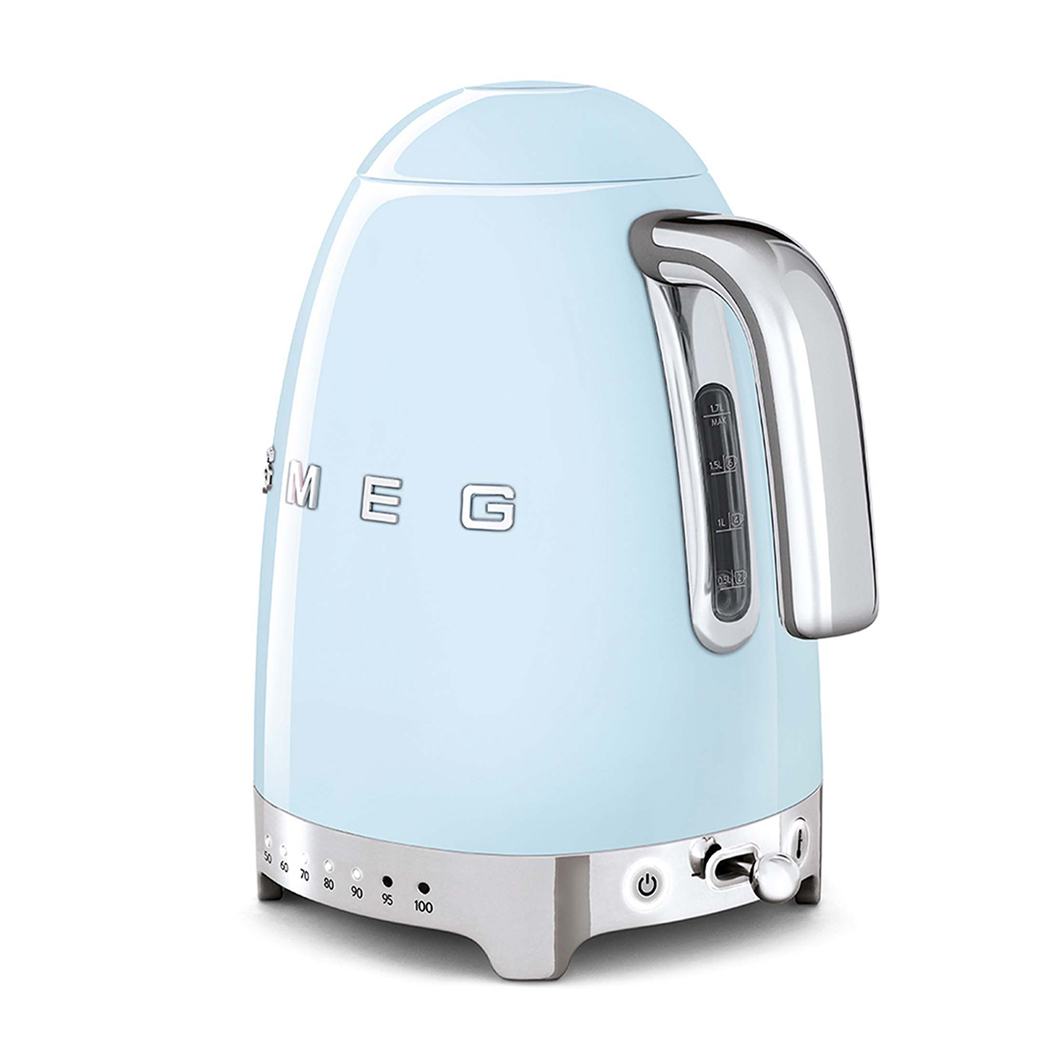 Un bollitore elettrico SMEG azzurro con manico e base argentati, su sfondo bianco.
