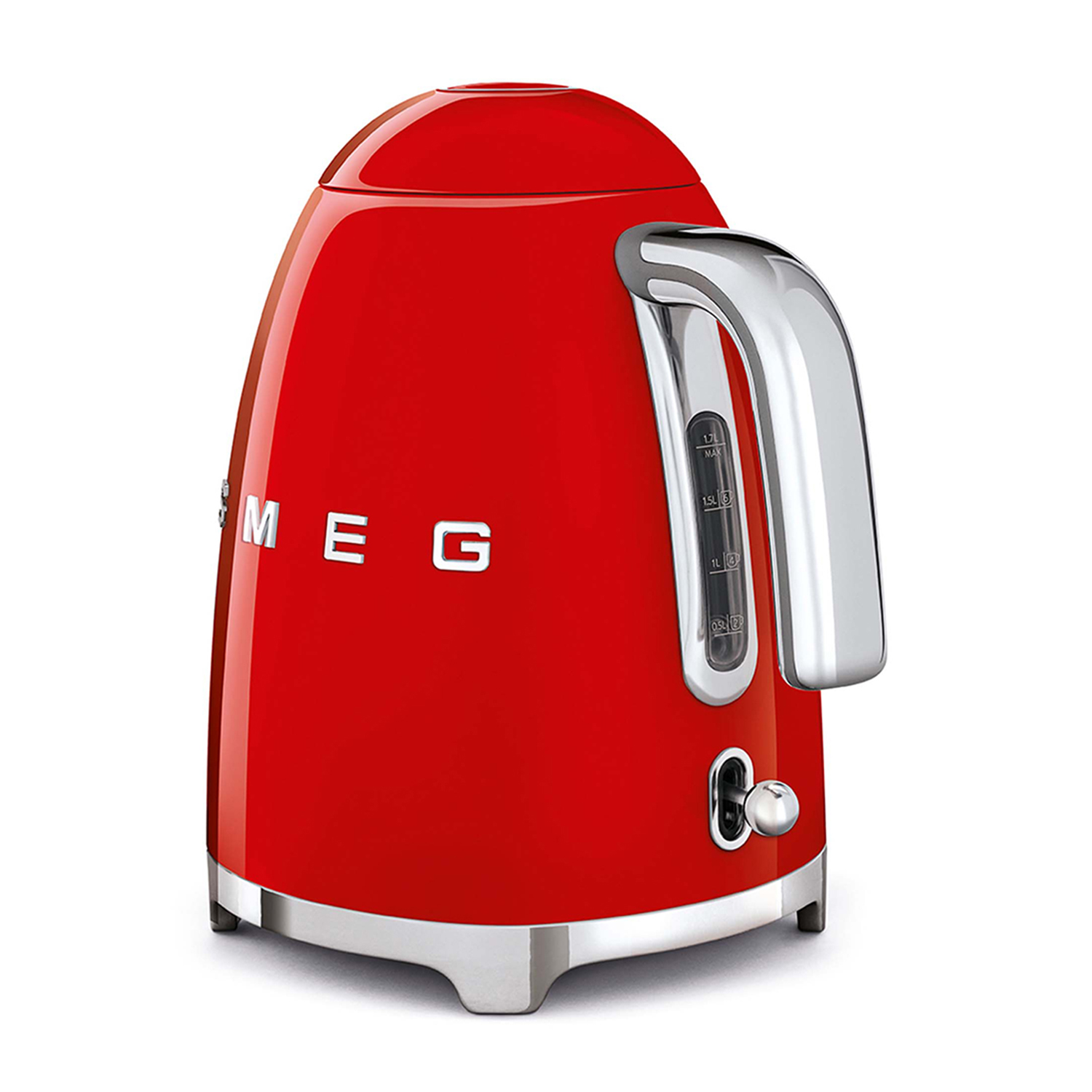 Bollitore SMEG rosso con manico e base argentati. Design lucido e moderno, isolato su sfondo bianco.