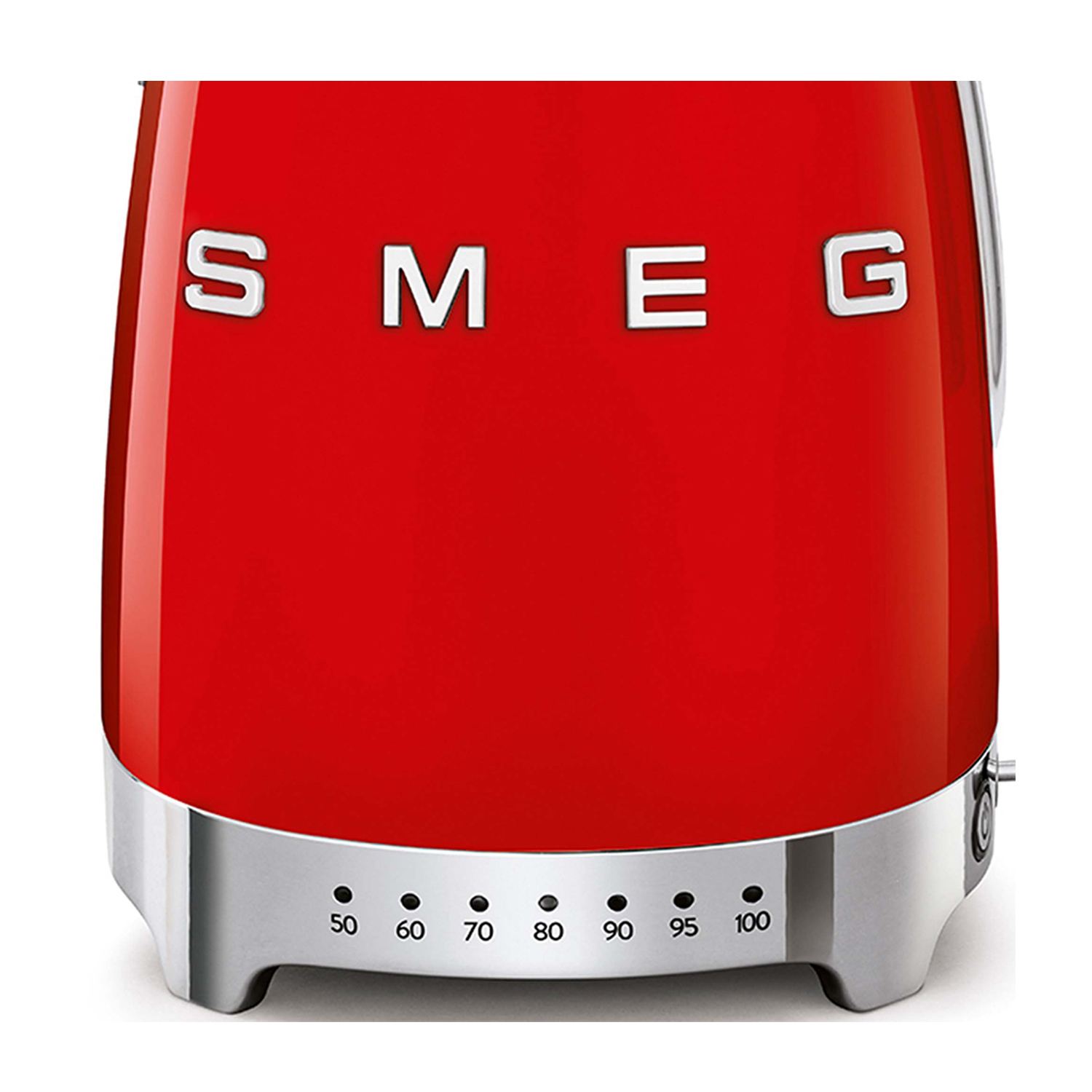 Un tostapane SMEG rosso con base cromata e impostazioni di temperatura.