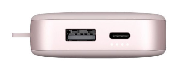 Różowy power bank z portami USB i USB-C. Białe kontrolki. Widok z boku.