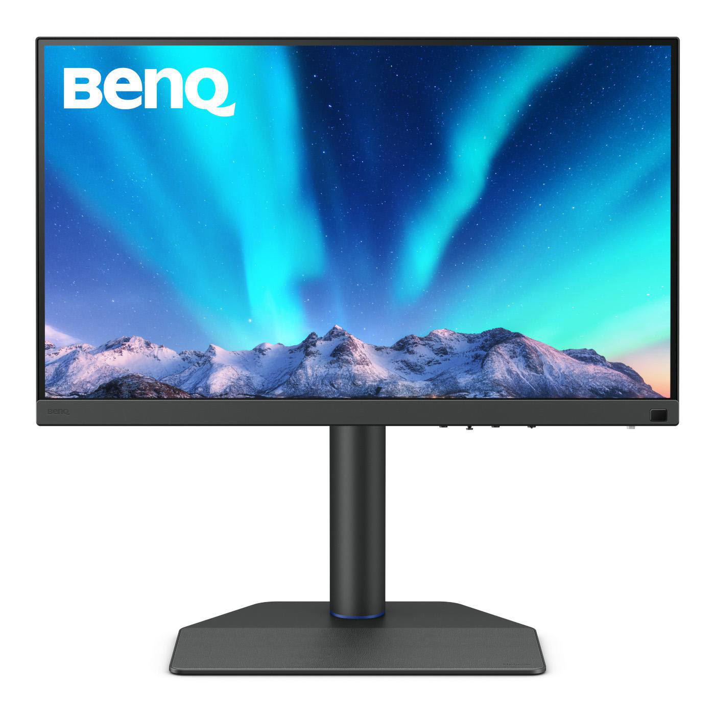 Ein BenQ-Monitor mit einer Darstellung von Bergen und Nordlichtern. Er hat einen schwarzen Ständer und eine Basis.