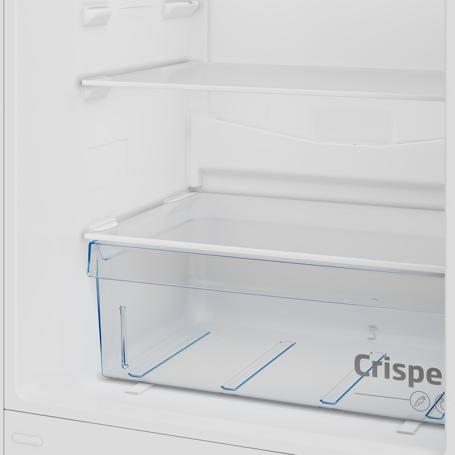 Interno frigorifero con cassetti trasparenti, ripiani e scritta 'Crispe' visibile.
