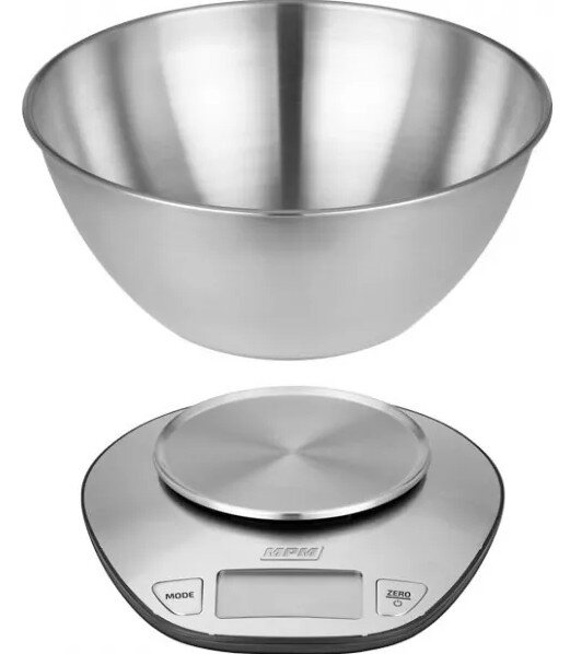 Miska do mieszania ze stali nierdzewnej nad cyfrową wagą kuchenną.