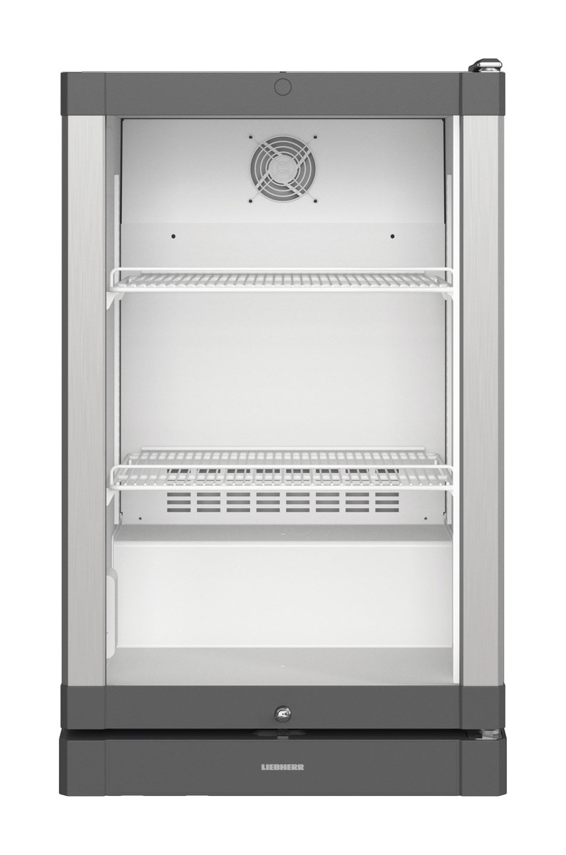 Kühlschrank mit klarer Glastür und zwei sichtbaren Regalen, vor weißem Hintergrund.
