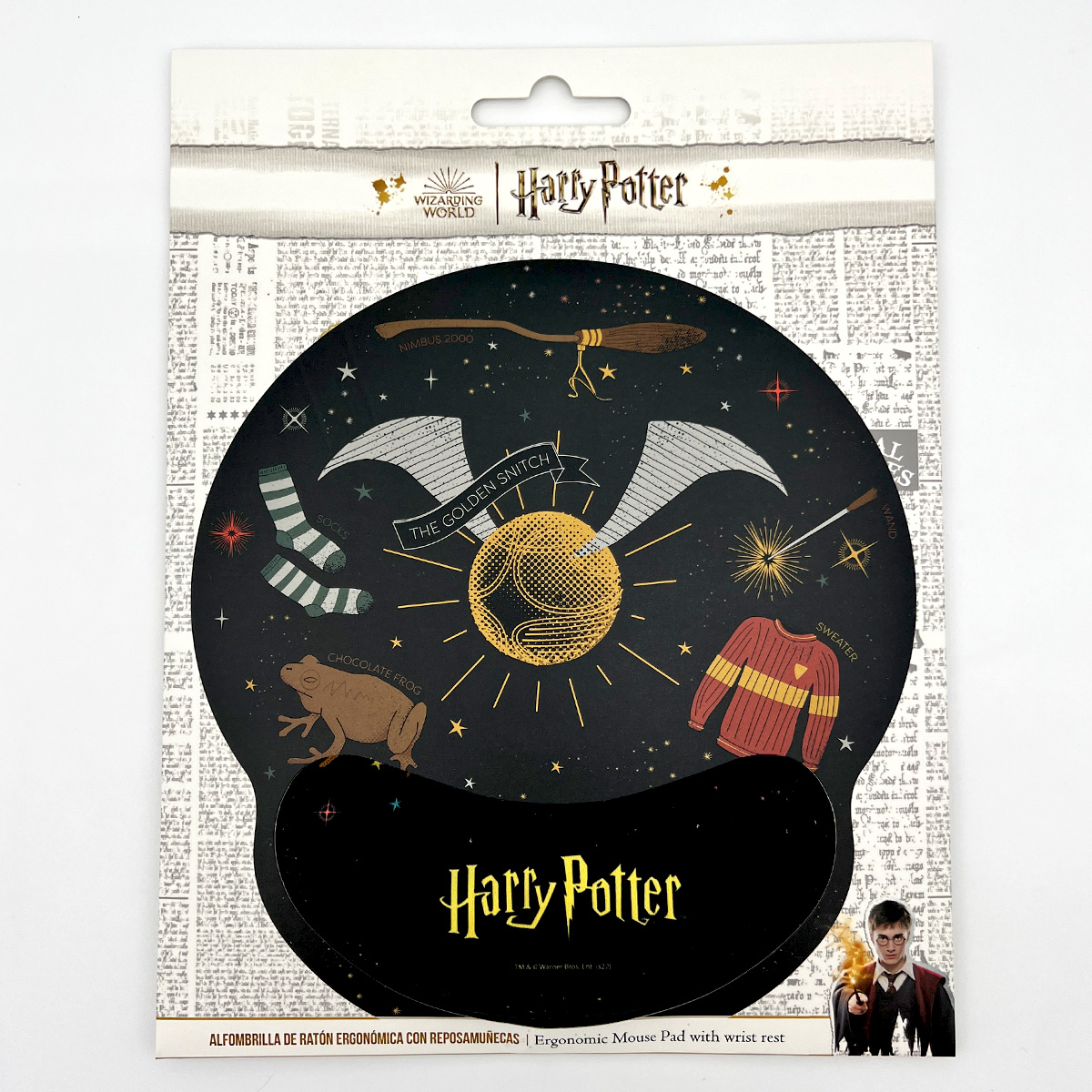 Alfombrilla de ratón de Harry Potter con fondo negro, iconos y el logo de Harry Potter.