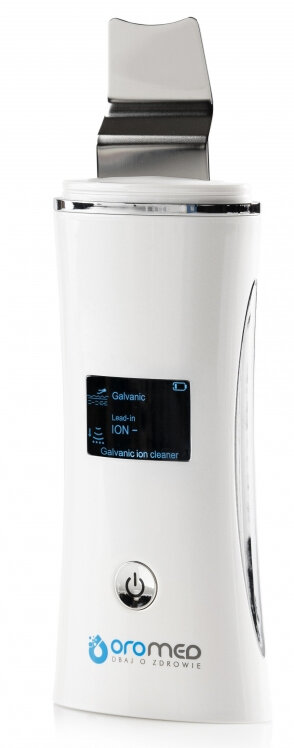 Wkładka gramofonowa AT-VM95C, czarna i niebieska, z białym logo.