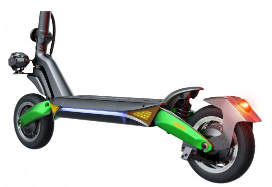 Hulajnoga elektryczna z zielonymi akcentami, niebieskimi światłami i czerwonym światłem.