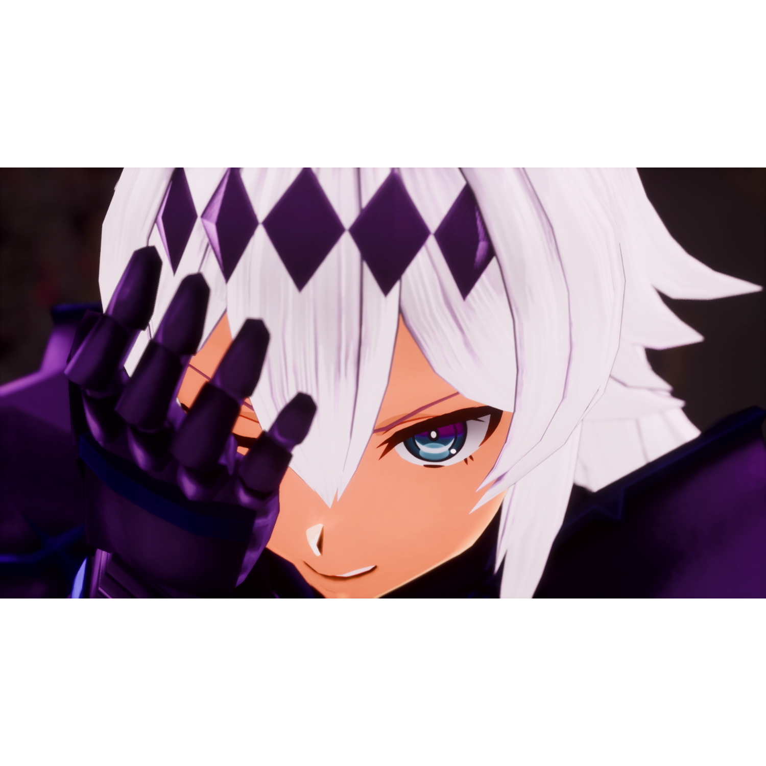 Anime-personage met wit haar, diamanten hoofddeksel, donker pantser.