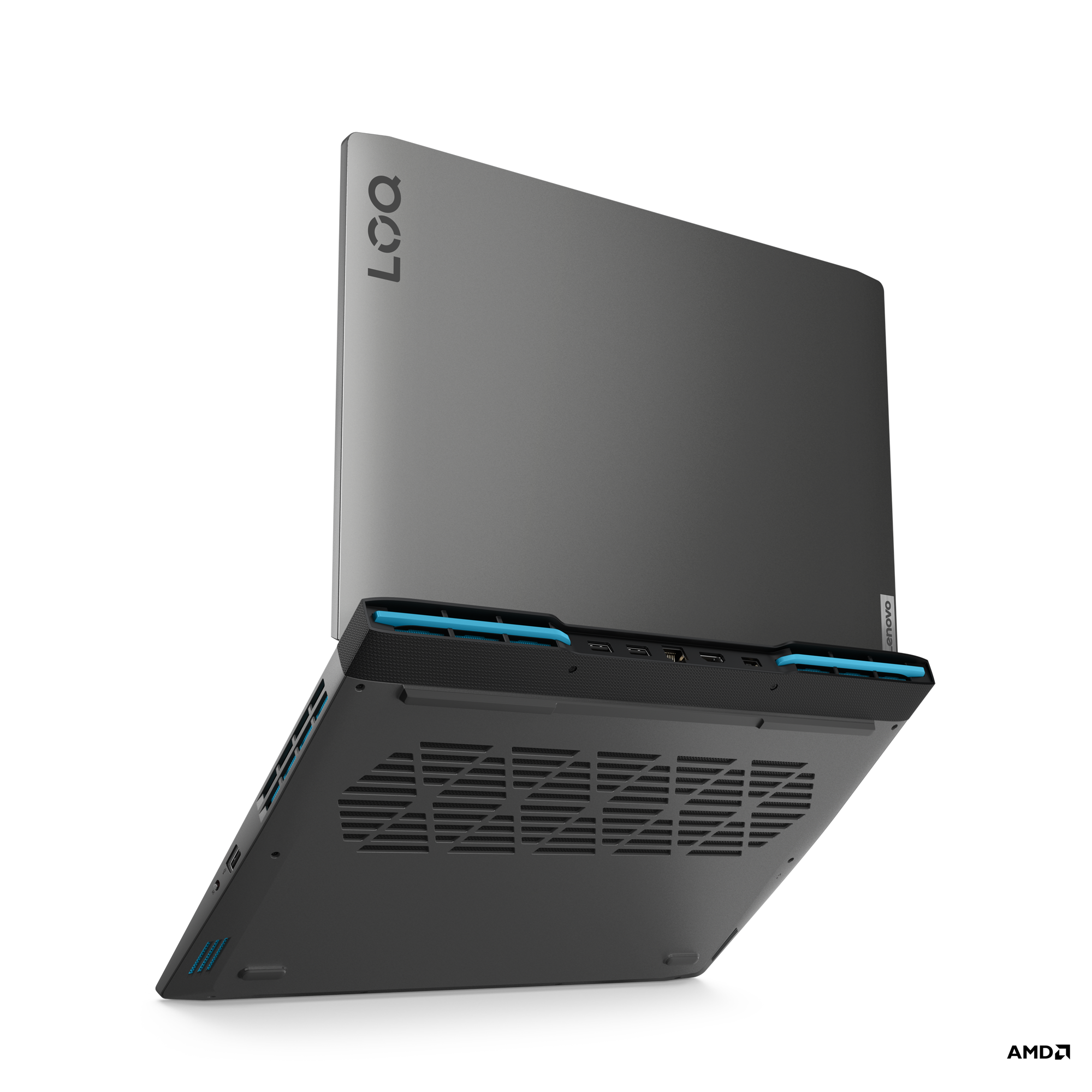 Dizüstü bilgisayarın arkadan alt açısı. Gri ve siyah, mavi vurgular ve Lenovo logosu var.