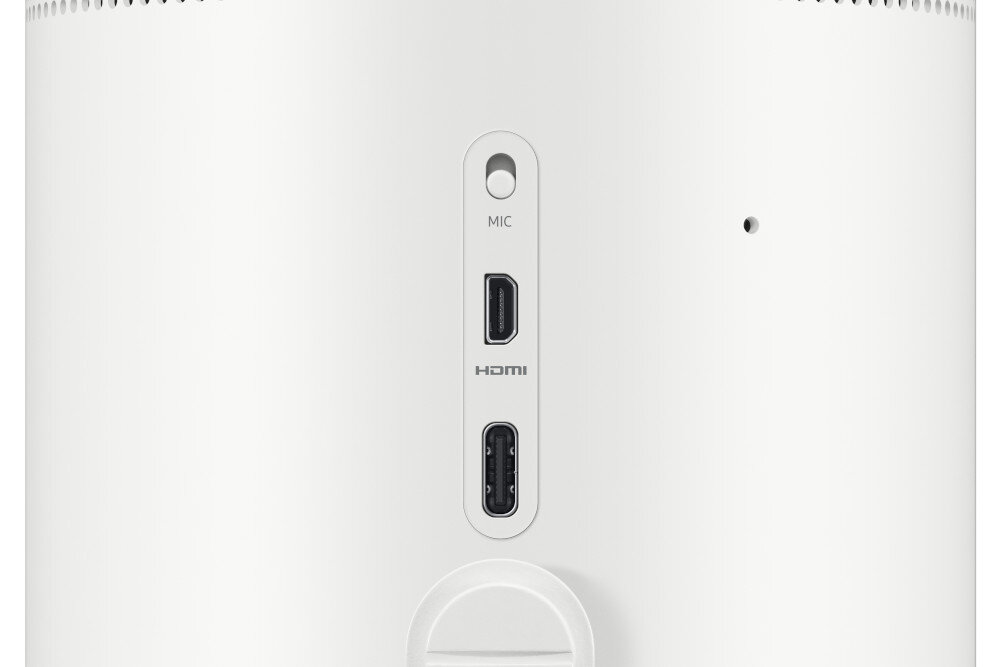 Biały panel tylny głośnika. Zawiera porty MIC, HDMI i USB.