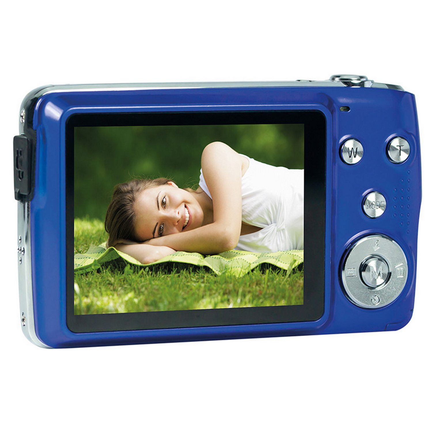 Blauwe digitale camera. Een vrouw is te zien op het scherm, lachend op het gras.