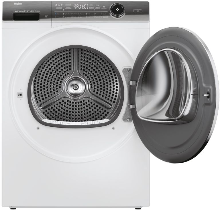 Weiße Waschmaschine mit geöffneter Tür, die Innentrommel und das Bedienfeld zeigt.