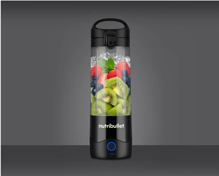 Récepteur AV Onkyo noir avec boutons, écran et un bouton rotatif.