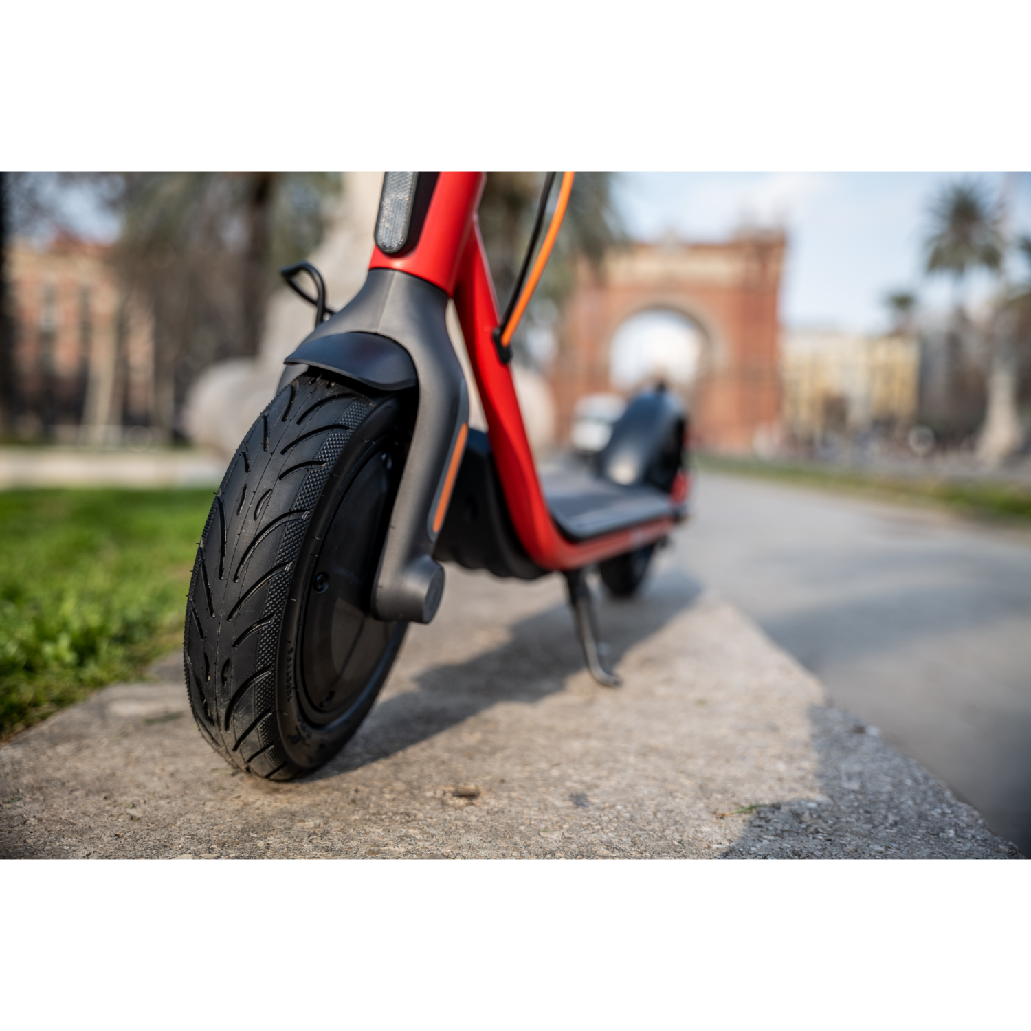 NINEBOT KickScooter D28E Powered by Segway