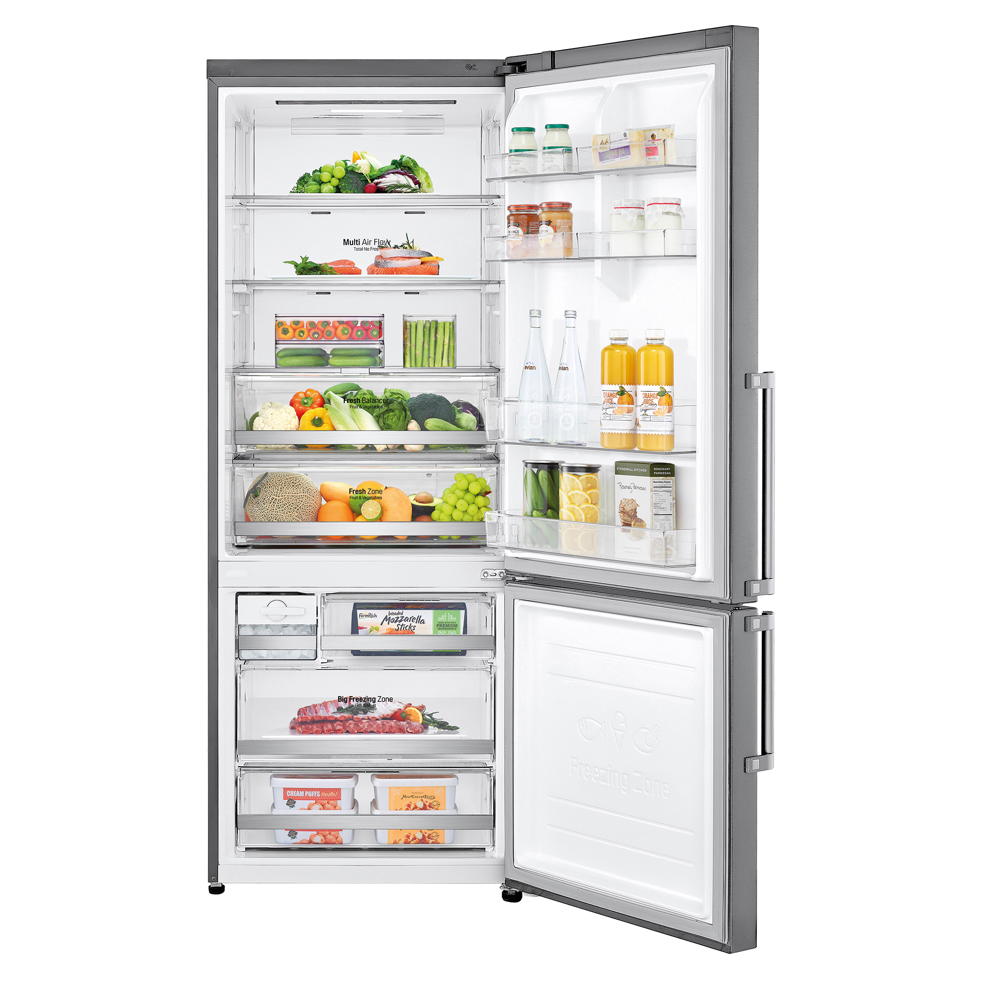 Refrigerador abierto con estantes de comida, frutas y bebidas. La puerta está abierta.
