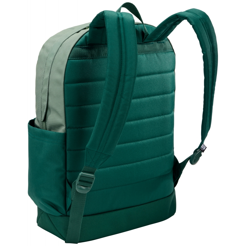 Mochila verde y gris con correas.