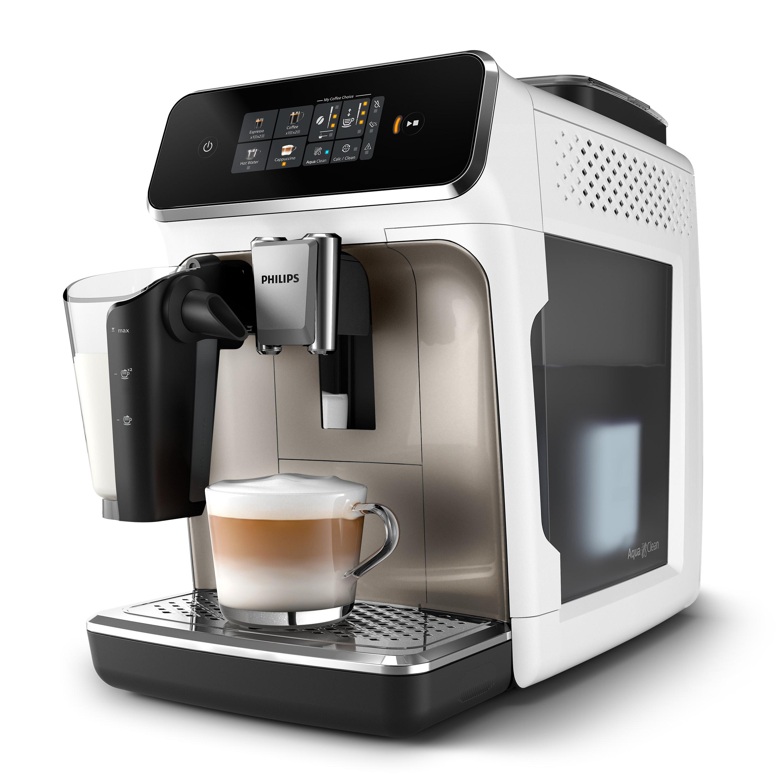 Moderne Kaffeemaschine, weiß und silber. Sie bereitet Kaffee mit Latte in einem Glas vor.