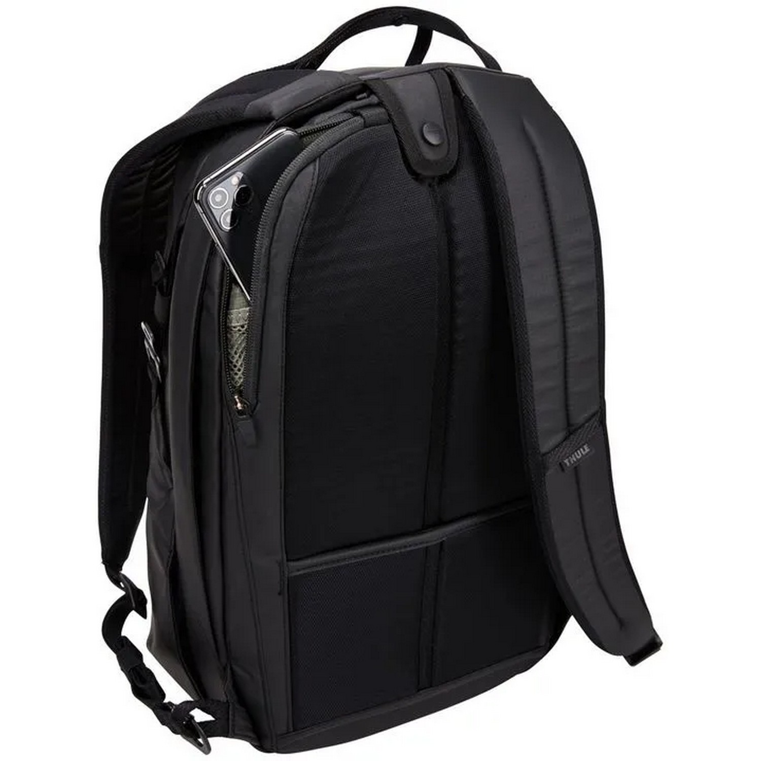 Sac à dos noir avec un smartphone dans la poche latérale.