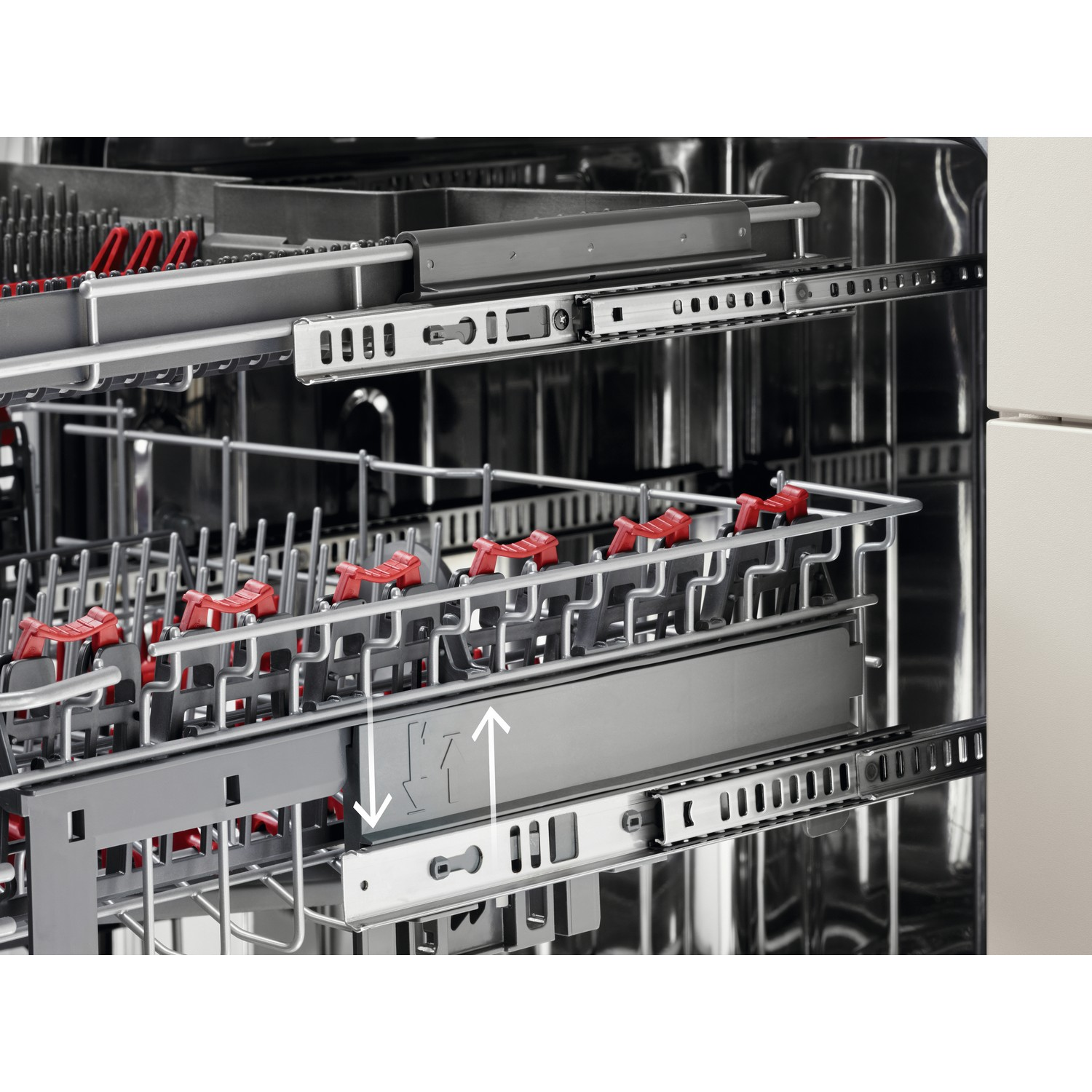 Dishwasher interior with red racks and rails. Arrows indicate sliding directions.