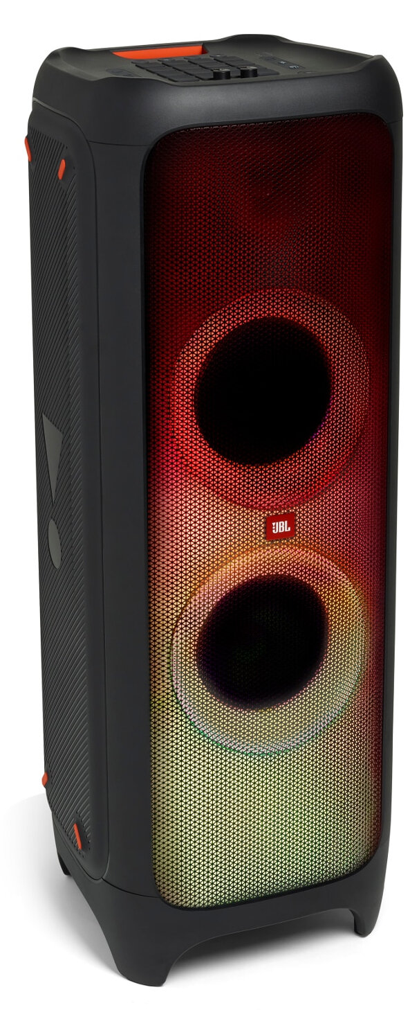 Czarny głośnik imprezowy JBL. Kolorowe światło emitowane z przodu głośnika. Czarna podstawa i detale.
