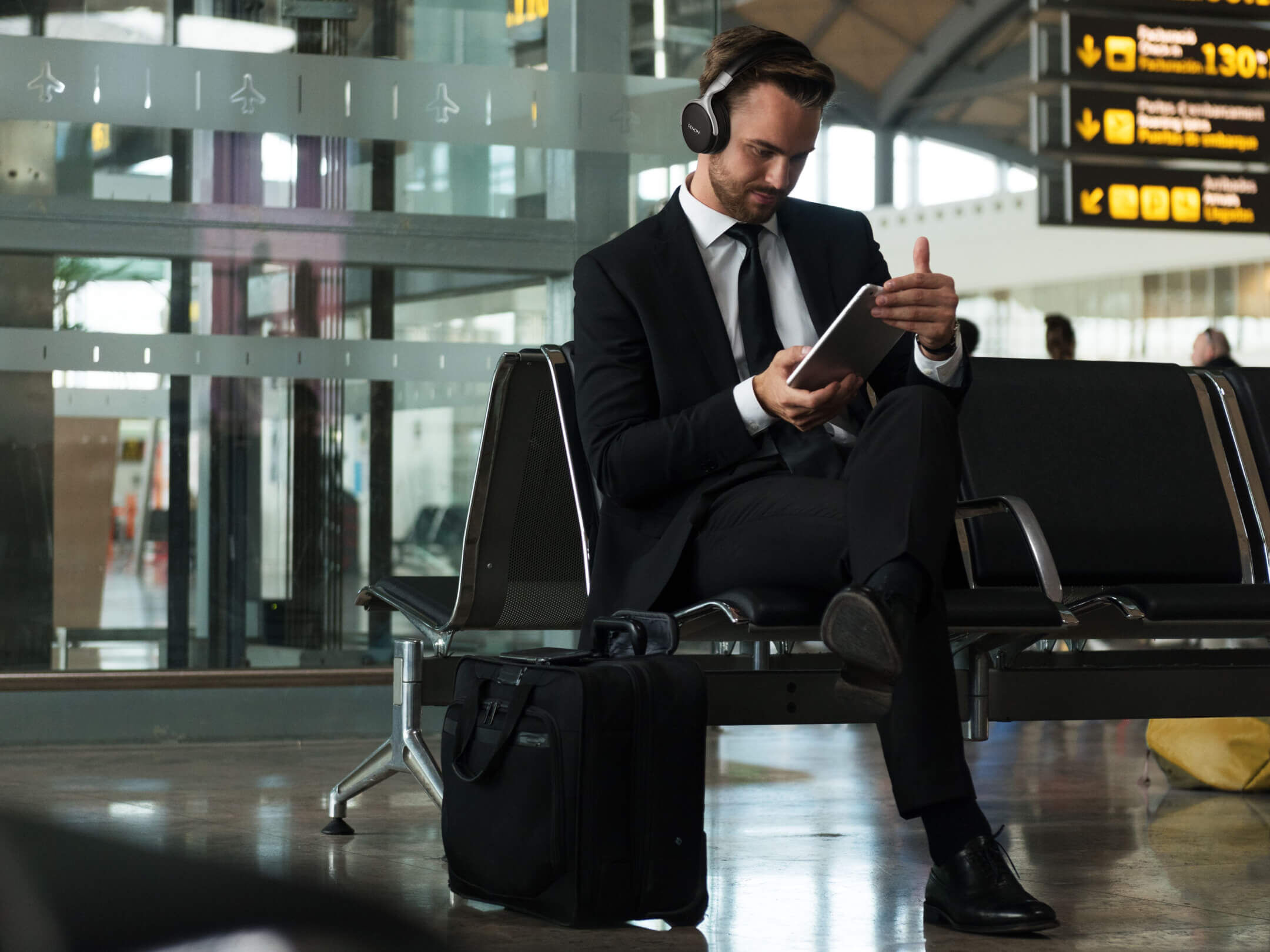 DENON AH-GC30 - Bluetooth Kopfhörer (Over-ear, Schwarz/Silber)