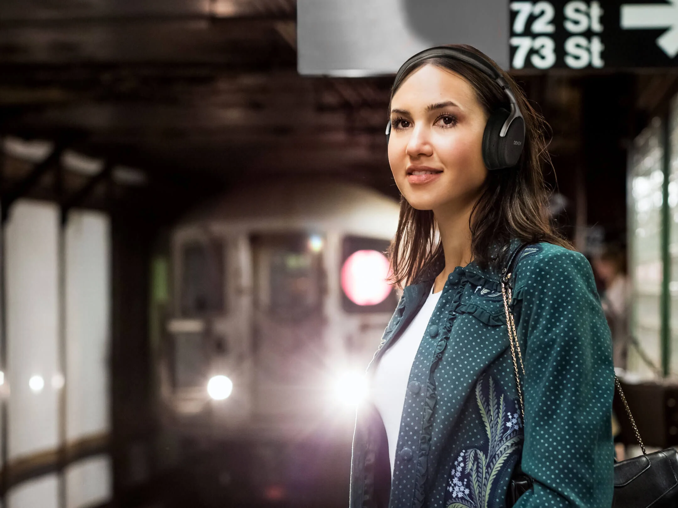 DENON AH-GC30 - Bluetooth Kopfhörer (Over-ear, Schwarz/Silber)
