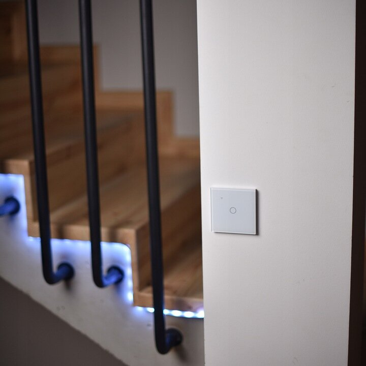 Inteligentny włącznik dotykowy NOUS LZ1 ZigBee Tuya pojedyńczy