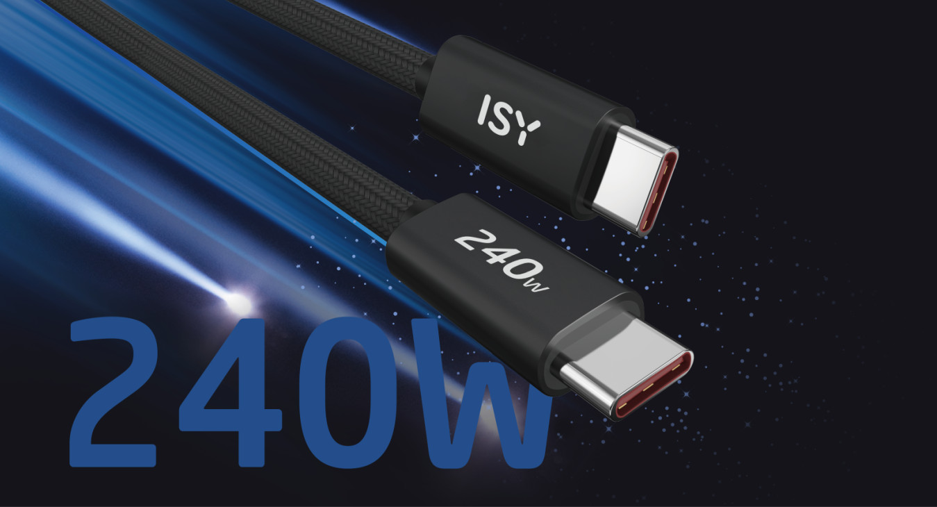 Deux câbles USB-C ISY noirs avec une puissance nominale de 240 W. Les câbles sont sur fond bleu.