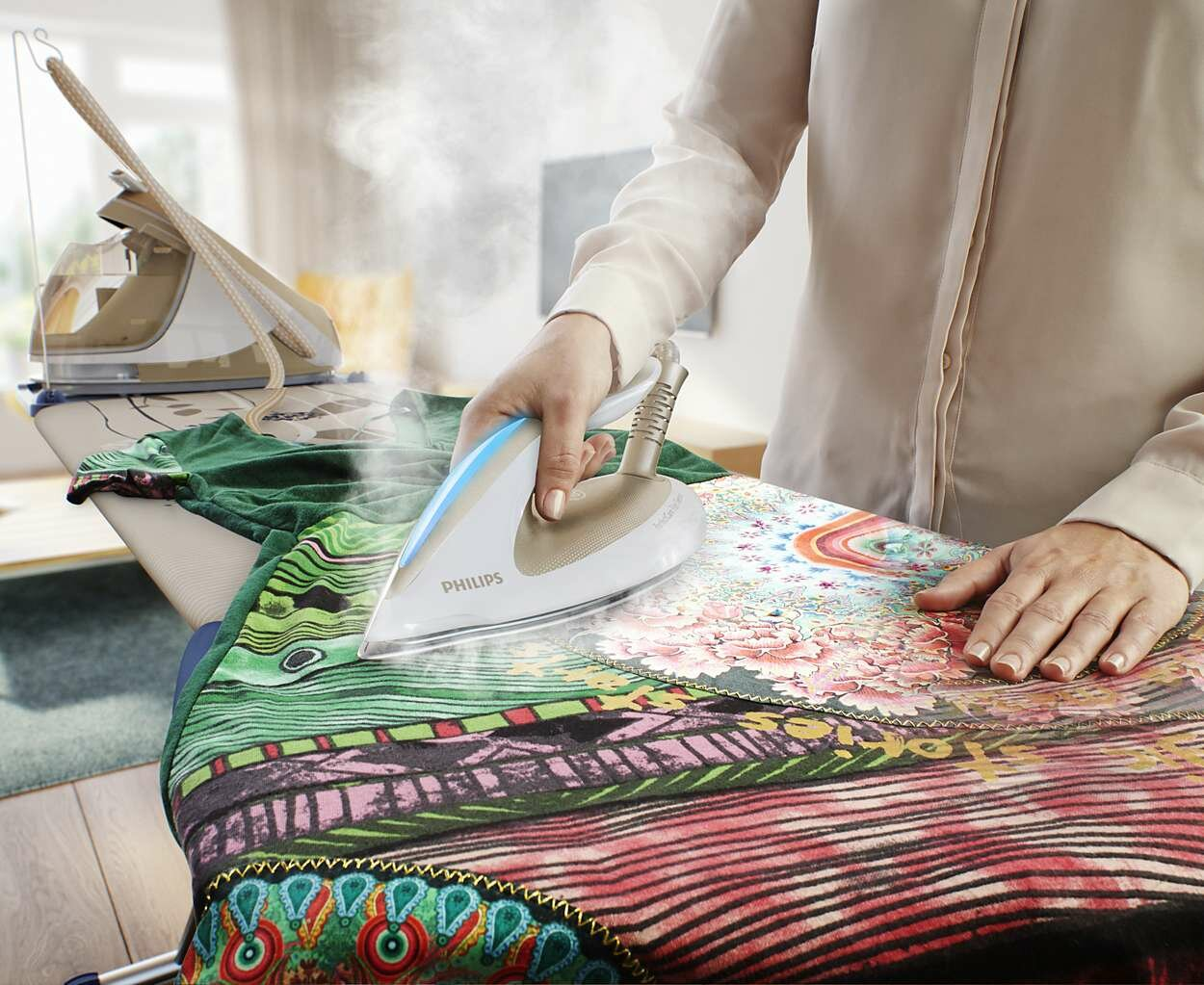 Generator pary PHILIPS PerfectCare Elite Silence GC9642/60