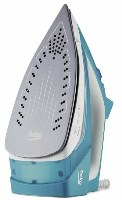 Niebiesko-białe żelazko Beko, z szarą stopą. Białe tło, widok z góry.