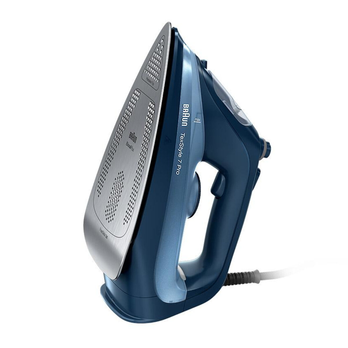 Niebieskie żelazko ze srebrną płytą, białe tło, widok z boku.