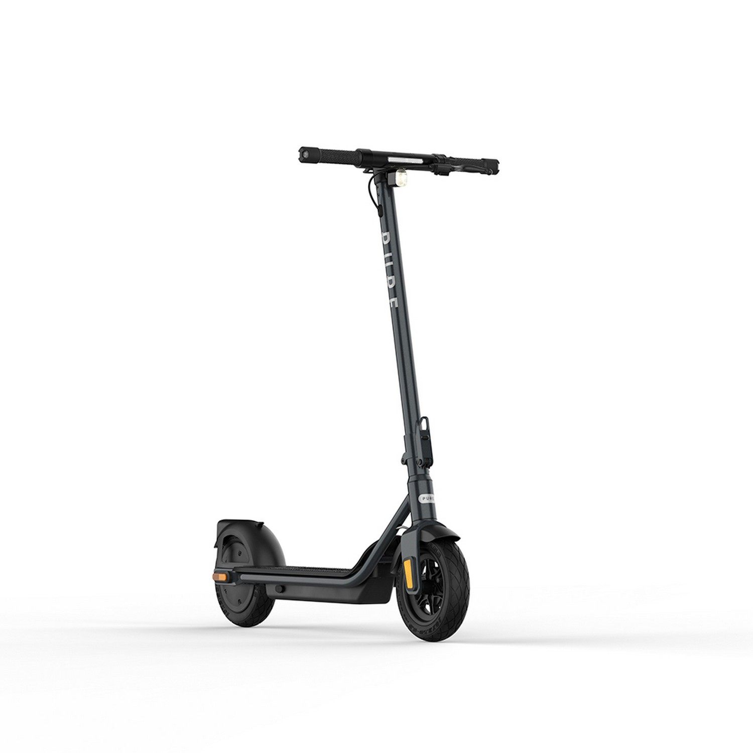Trottinette électrique noire sur fond blanc. Elle a un guidon, une potence avec 'PURE', deux roues et un marchepied.