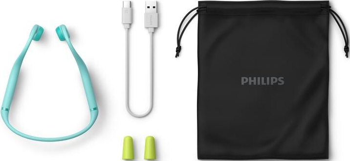 Écouteurs, un câble USB et un sac noir avec cordon de serrage.