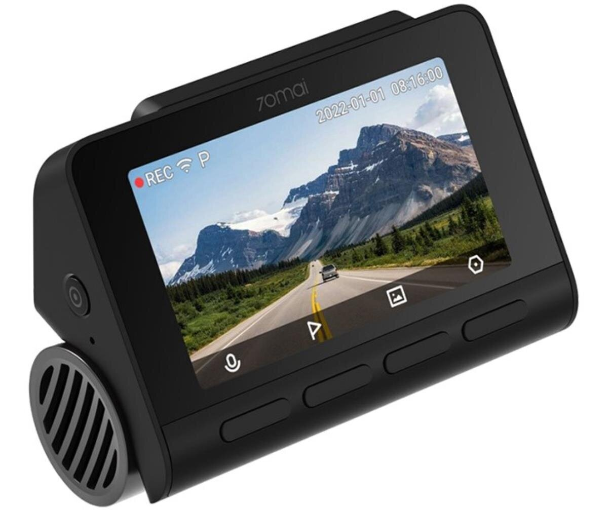 Czarna kamera samochodowa z ekranem pokazującym scenę drogową.