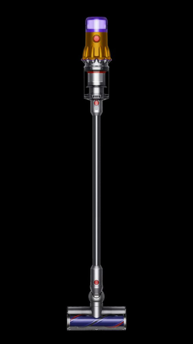 Pionowy odkurzacz Dyson na czarnym tle.