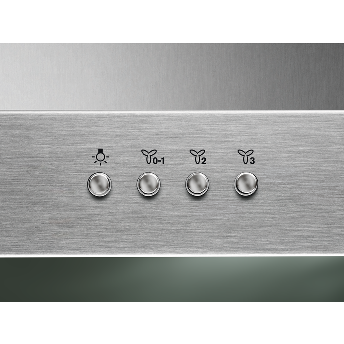 Panel de control de campana extractora de cocina de acero inoxidable con botones e iconos.