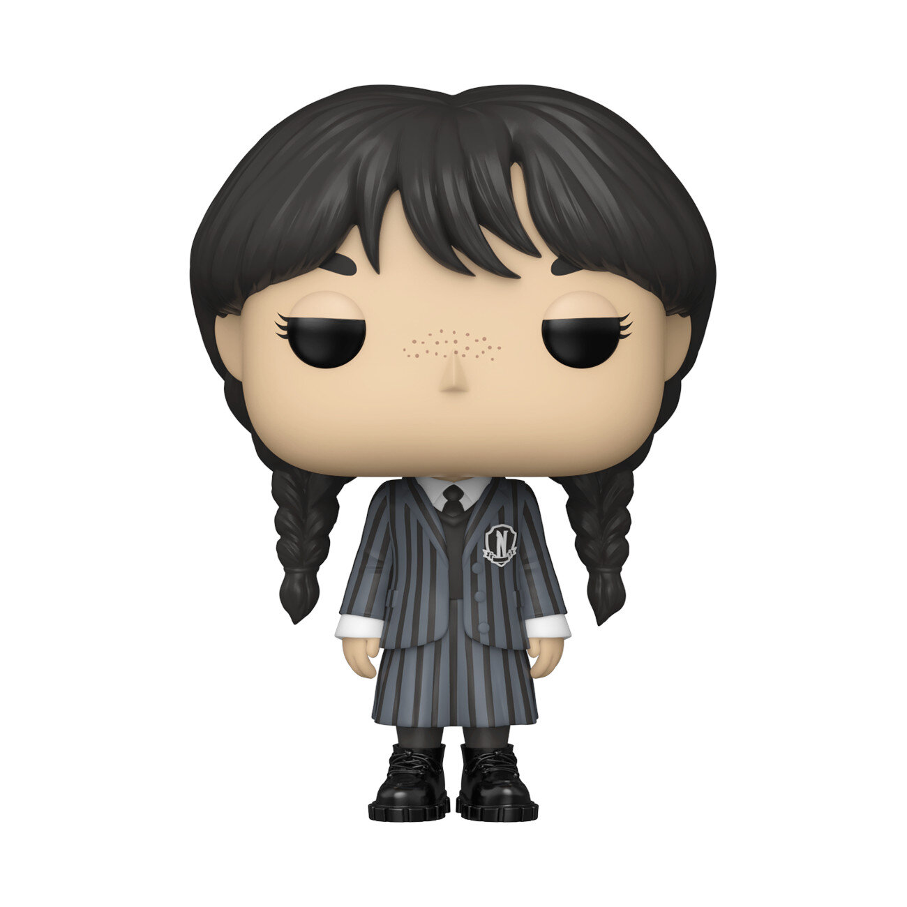 Figurka Funko Pop Wednesday Addams. Ma warkocze, czarną sukienkę i stoi na białym tle.