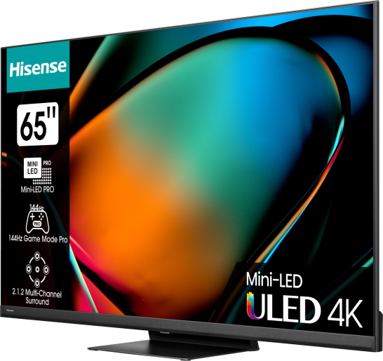 Egy Hisense 65" Mini-LED ULED 4K TV színes képernyővel. A TV-n van játékmód.