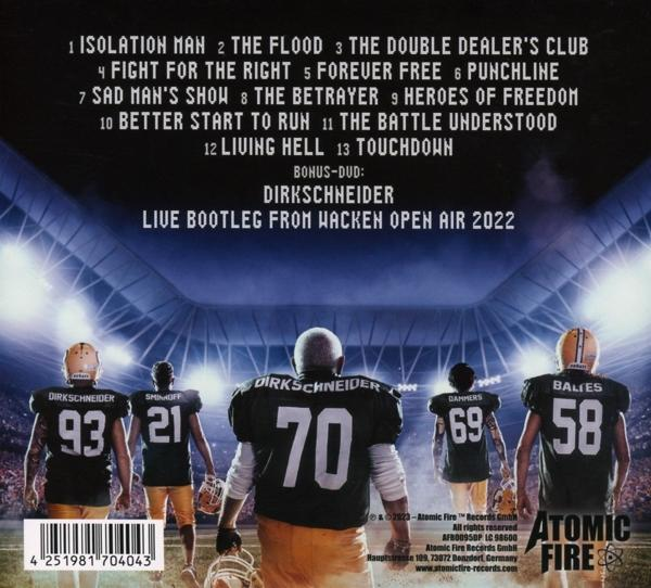 Die Rückseite einer CD mit einer Fußballmannschaft und der Titelliste eines Konzerts.