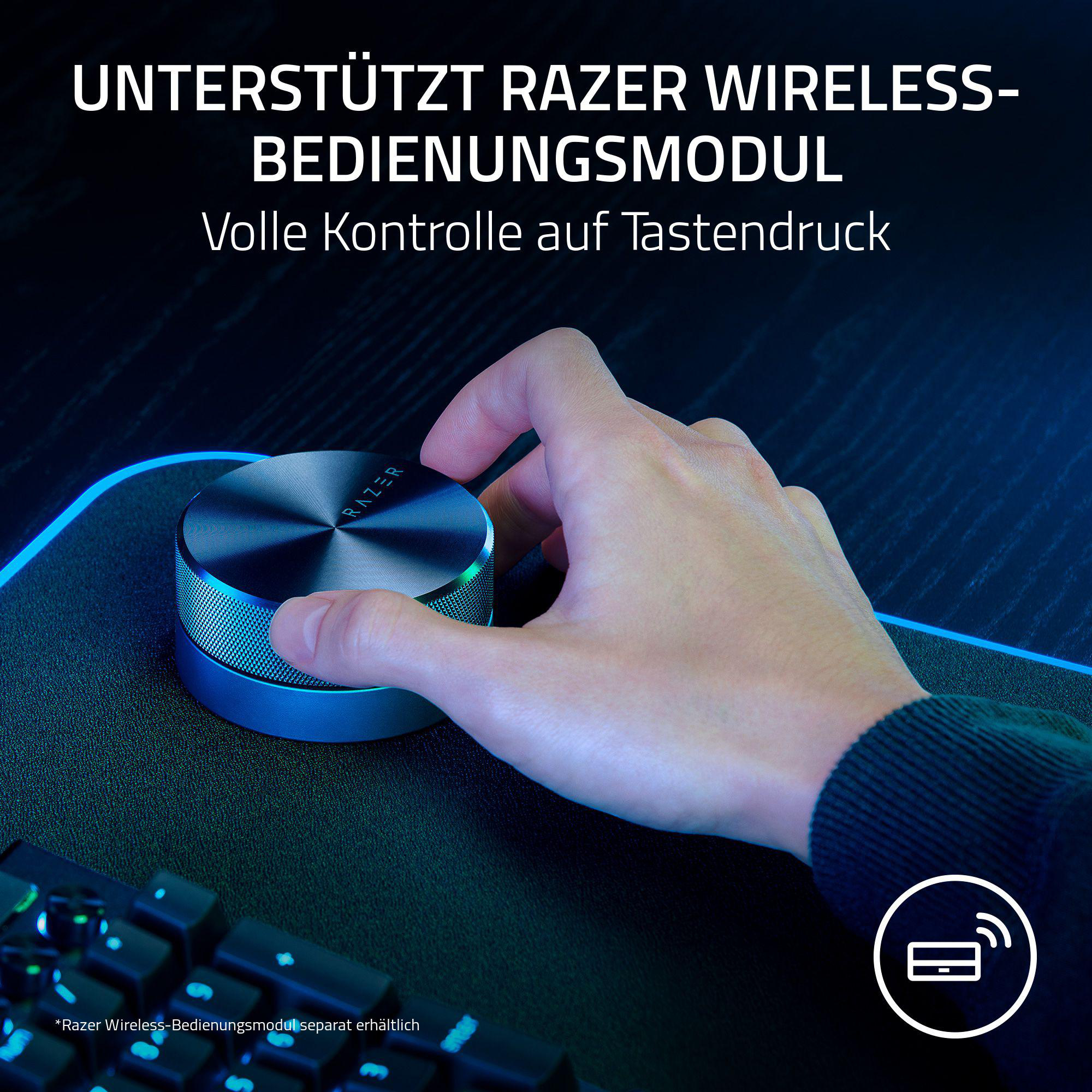 Hand benutzt Razer-Controller auf leuchtender Oberfläche.